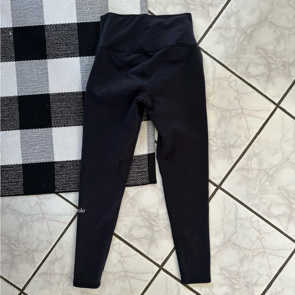 Alo Black Leggings